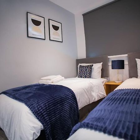 Isinmi Home - Close To Mcr City Manchester Bagian luar foto