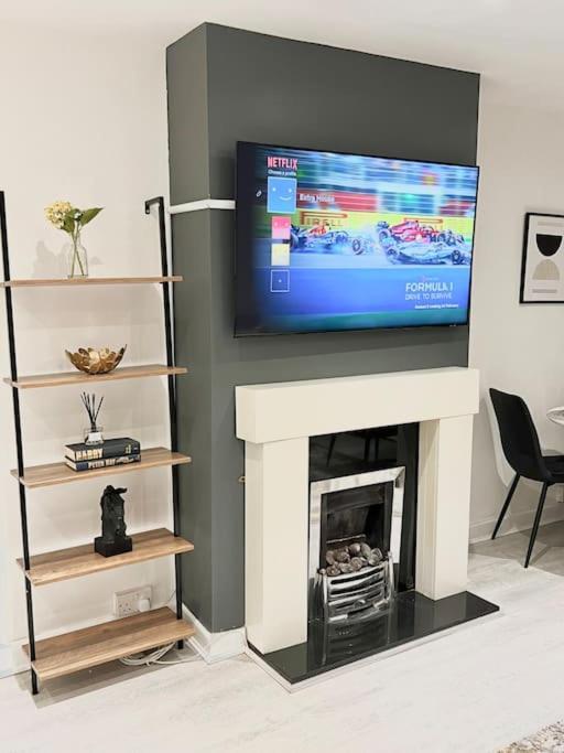 Isinmi Home - Close To Mcr City Manchester Bagian luar foto