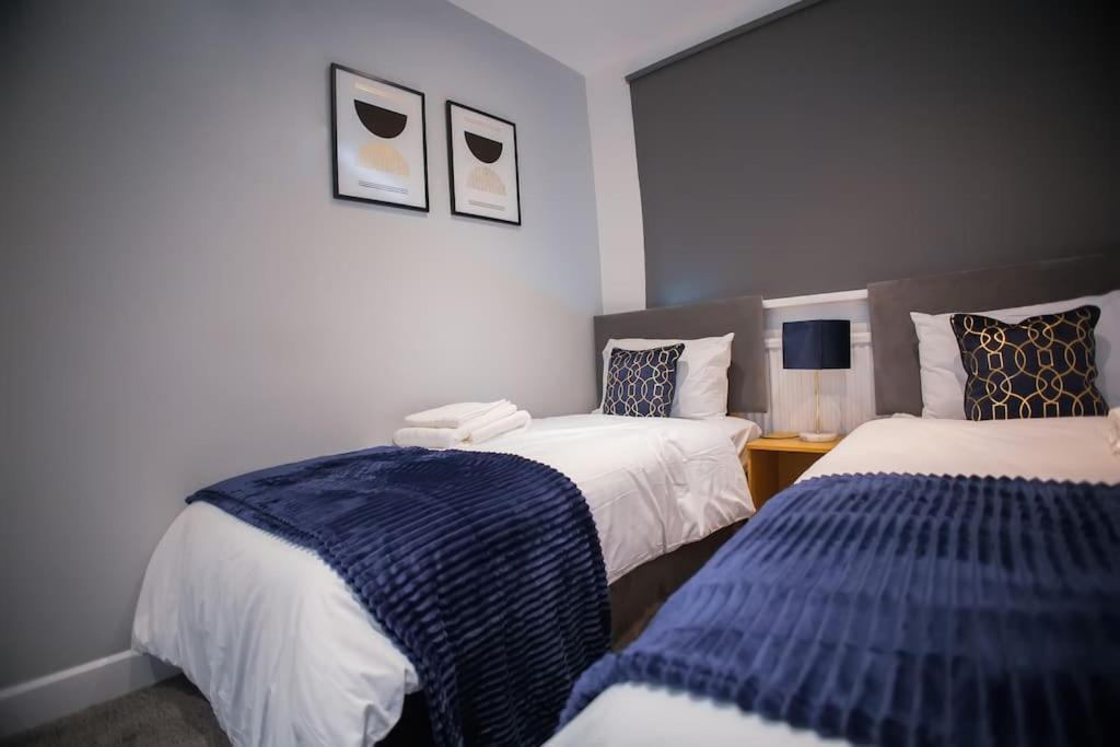 Isinmi Home - Close To Mcr City Manchester Bagian luar foto